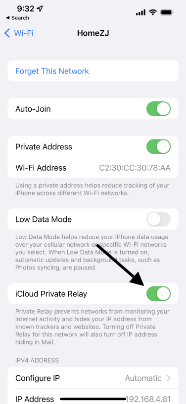 Screenshot of iPhone WiFi settings menu, with arrow pointing to "Private Relay."